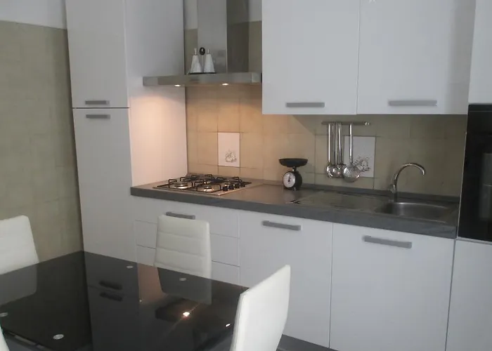 Chiesa Diruta Feriehus *