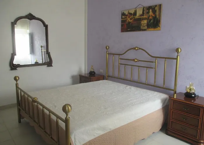 Chiesa Diruta 펜션 Grottole